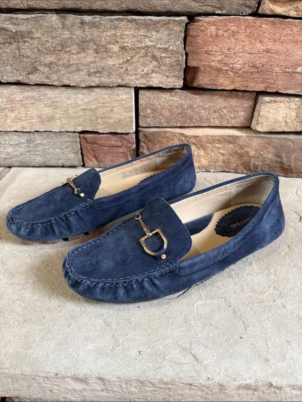 Lands End sz 9 blue suede driving later with gold horse bit detail